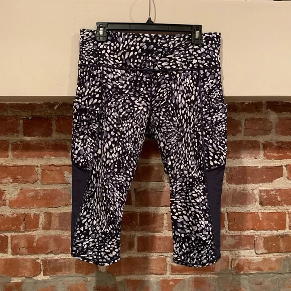 Athleta All In Crop Legging | Womens Large - Picture 3 of 12